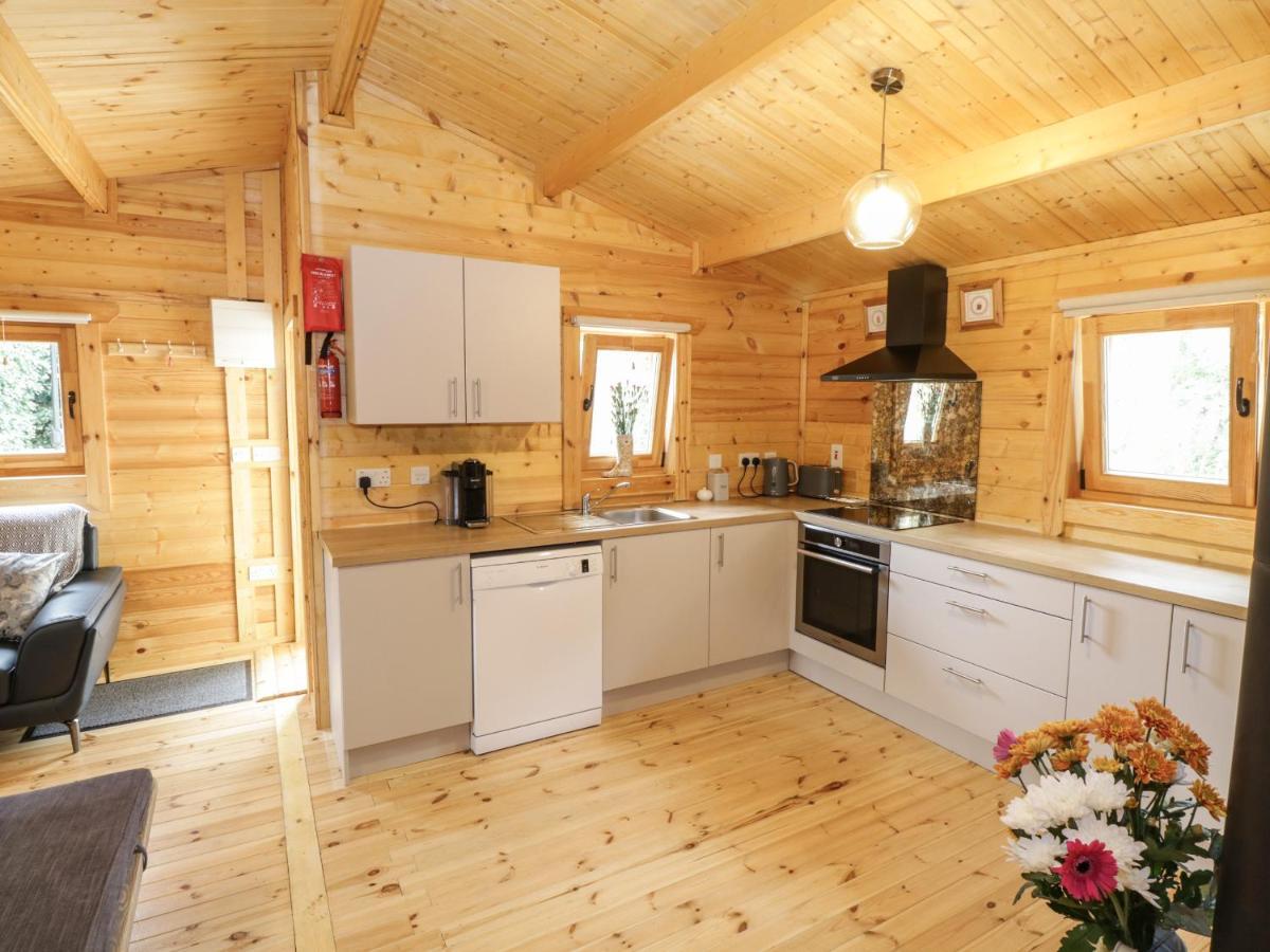 Port Heron Lodge แอธลอน ภายนอก รูปภาพ